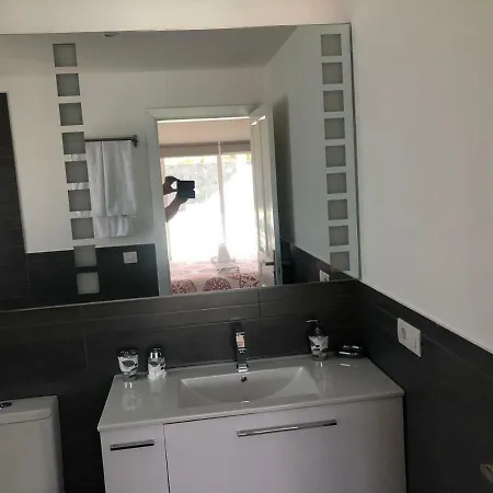 Casa Mercedes * بلايا بلانكا